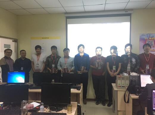 天津Java培训学员：感谢IT培训网为我提供了一个平台_www.itpxw.cn