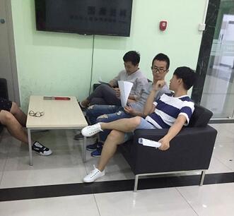 IT培训网IT培训就业率高  模拟面试让学员立自信_www.itpxw.cn