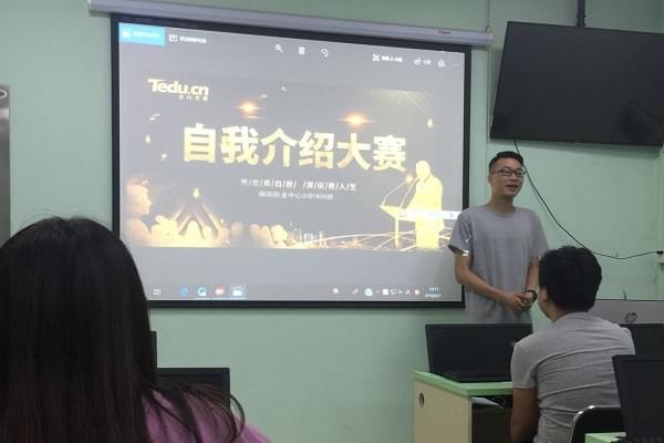 南阳网页设计的学员们 求职的技能你掌握了吗_www.itpxw.cn