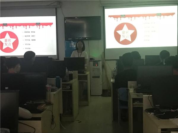 毕业典礼在郑州计算机培训班里开启_www.itpxw.cn